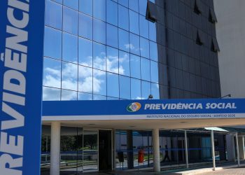 INSS: Senado aprova bônus para servidor acelerar análise de benefícios