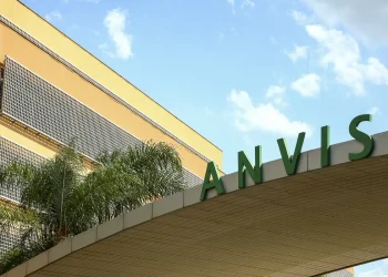 Anvisa aprova medicamento oral para tratar tumores cerebrais