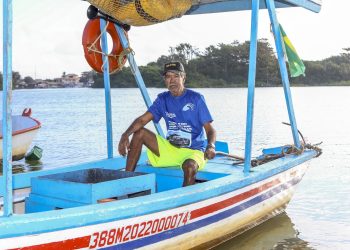 Câmara homenageia Badger com Diploma Destaque Pescador Willian da Silva Pereira, nesta sexta-feira (15)