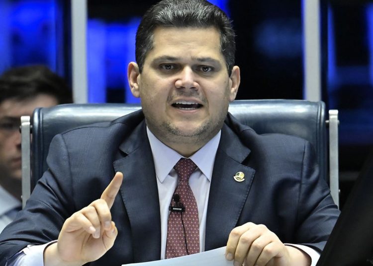 Com plenário obstruído, Senado terá sessão remota, diz Alcolumbre