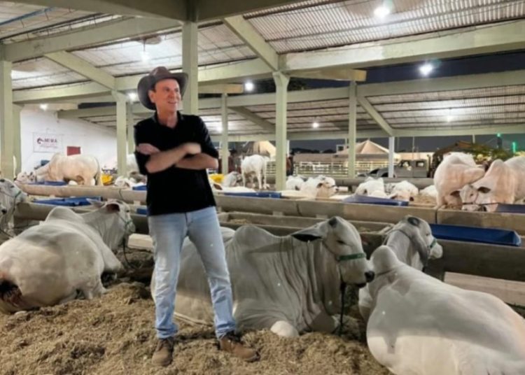 Eduardo Paes marca presença na Expo Agro de Campos, mas não encontra prefeito Wladimir Garotinho