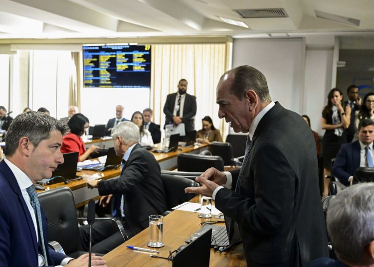 CCJ do Senado aprova novo código eleitoral com 900 artigos