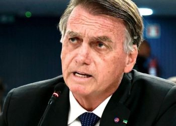 Defesa de Bolsonaro recorre contra prisão domiciliar