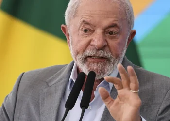 Lula quer decisão conjunta do Brics sobre tarifas dos Estados Unidos