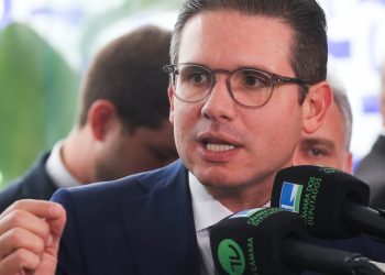 Motta envia pedido de afastamento de 15 deputados após motim na Câmara