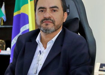 STJ mantém afastado governador do Tocantins, por desvio de recursos