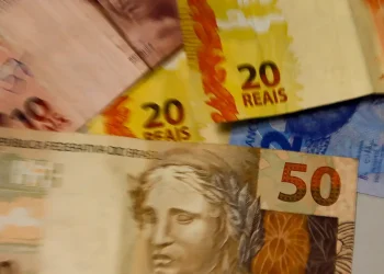 Valores a receber: brasileiros sacaram mais de R$ 310 milhões em julho