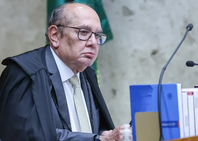Gilmar Mendes critica vazamento de conversas íntimas de Daniel Vorcaro