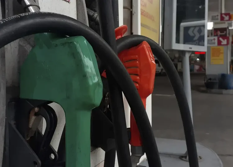 Diesel tipo A terá reajuste nas distribuidoras a partir deste sábado