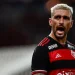 Arrascaeta fratura a clavícula e pode ficar fora da Copa do Mundo