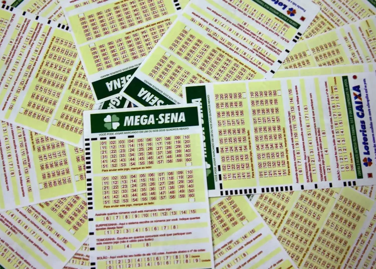 Mega-Sena sorteia prêmio estimado em R$ 100 milhões neste sábado