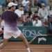 Tenista João Fonseca faz história e elimina Djokovic em Roland Garros