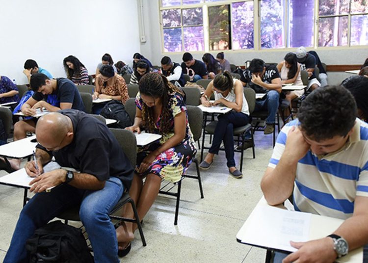 Candidatos ao Encceja 2026 podem se inscrever até 15 de maio