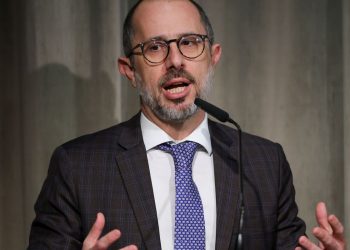 “Não precisamos eleger um país polícia do mundo”, diz ministro da CGU