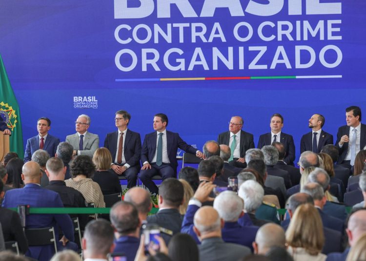 Programa Brasil Contra o Crime Organizado foca na asfixia financeira