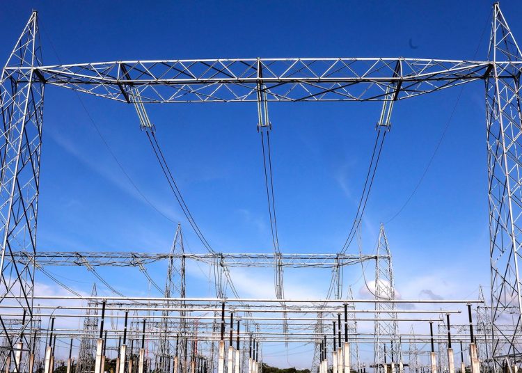 Conta de luz em junho continua com acréscimo da bandeira amarela