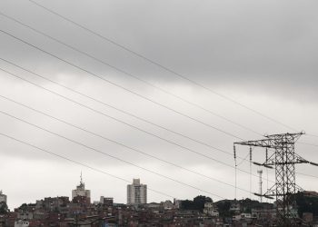 Fim de semana será de temporal no Sudeste e chuva intensa no Norte