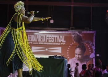 Ministério da Cultura retoma plantão tira-dúvida sobre lei Aldir Blanc