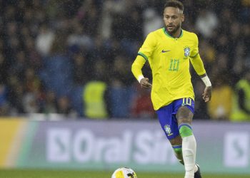 Copa do Mundo: Neymar estreia contra o Marrocos no banco de reservas