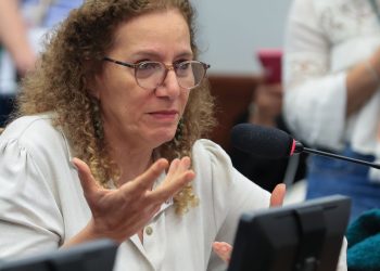 Parlamentares governistas vão aos EUA apresentar contraponto à direita