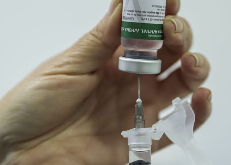 Aumentam as internações por vírus sincicial respiratório e influenzas