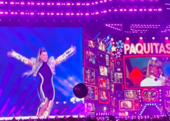 Último Voo da Nave, da eterna rainha dos Baixinhos, Xuxa reúne milhares de fãs de toda as idades, em São Paulo