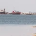 Explosões próximas ao Canal de Suez reacendem tensões no Oriente Médio