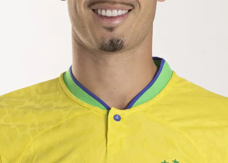 Por mais ofensiva, Brasil deve entrar em campo com Gabriel Martinelli