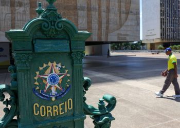 TCU alerta para risco fiscal dos Correios