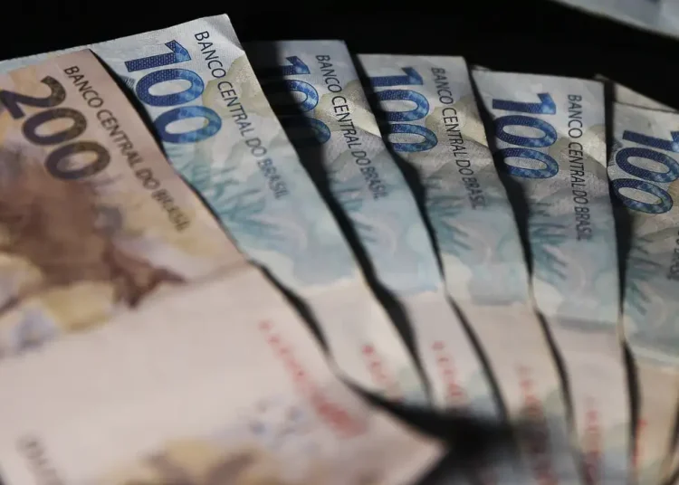 Dívida Pública sobe 2,61% em junho e supera R$ 9,2 trilhões
