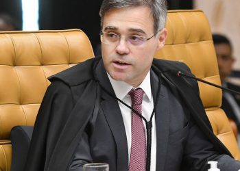 Mendonça rejeita ação questionando aumento do valor do Bolsa Família