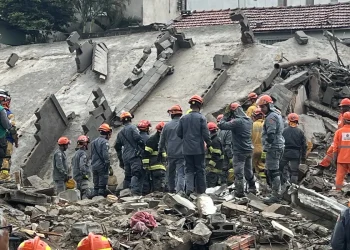 Polícia investiga 4 pessoas após desabamento de prédio em São Paulo