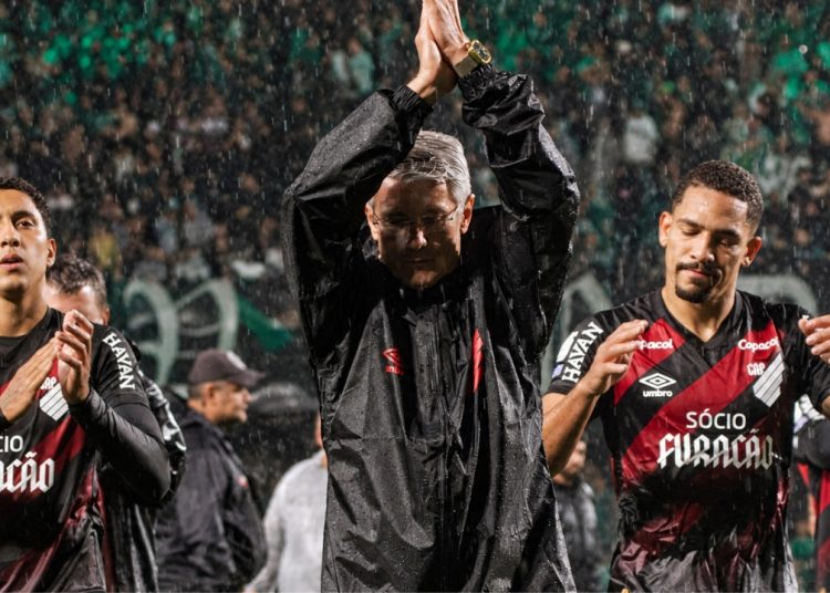 Ecos do Atletiba: O limite do Coritiba e o fato decisivo provocado por Hellmann