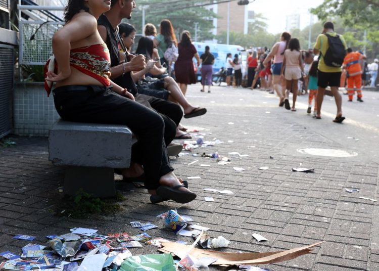 Crimes eleitorais: PF apreende quase R$ 1 milhão em bens e valores
