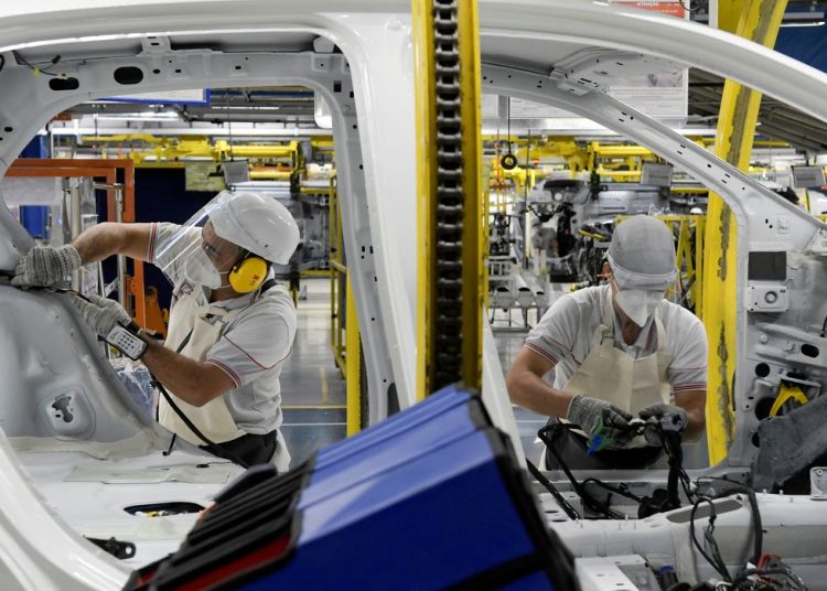 Produção de veículos tem melhor setembro desde 2014, diz Anfavea